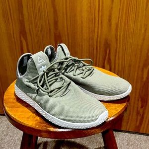 Adidas Pharrell Williams Tennis Hu Shoes Size 8.5